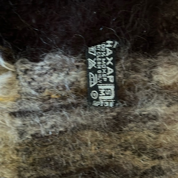 Mohair Scarf - Picture 8 of 12